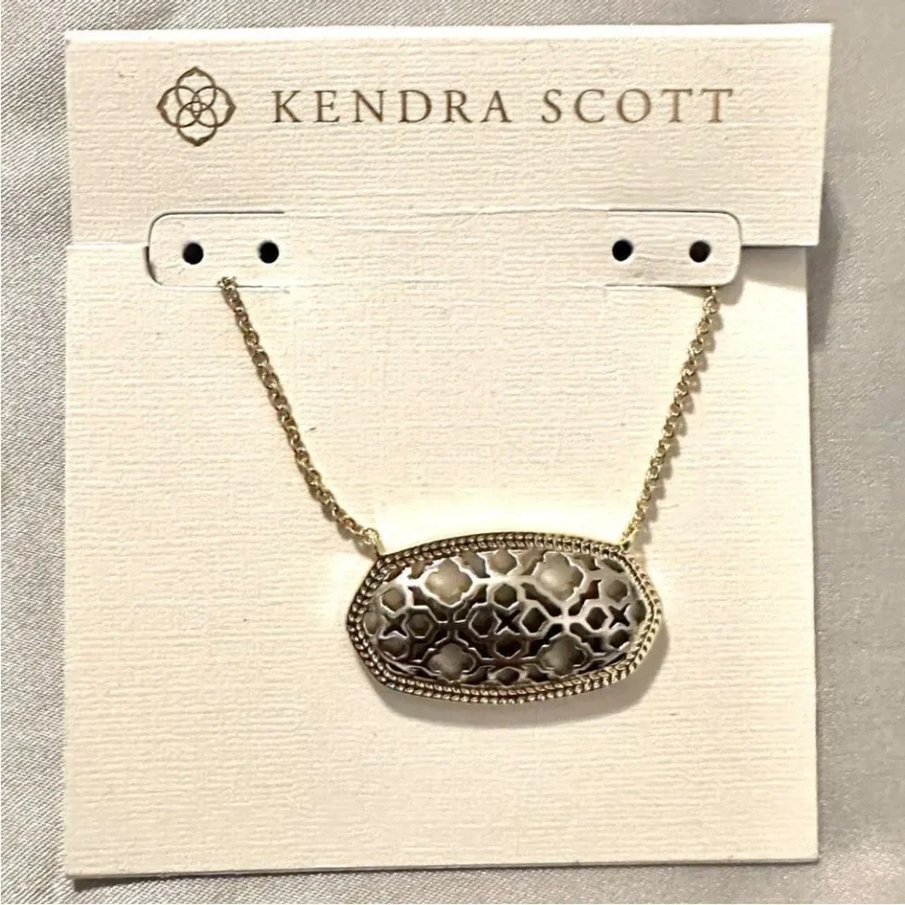 Kendra Scott Dollie Pendant Gold Necklace - Picture 6 of 7